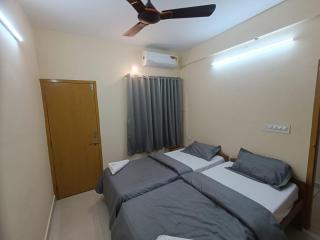 Family friendly rooms for 4 in manipal - 2