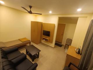 family friendly stay for 3 in manipal - 0