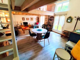 Grand studio avec mezzanine, quartier Avaricum - 7