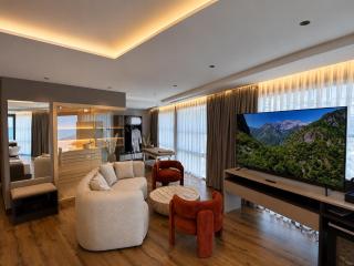 Joelle Premium Hotel - 9