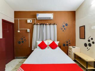 Super Hotel O Vsv Guest House Maduravoyal - 1
