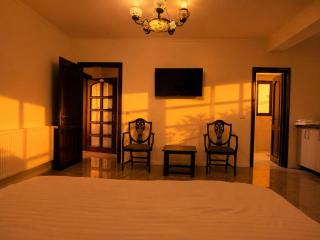 Hotel Majestic City Center - 2