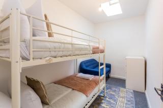 Salvin House - 9