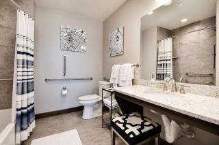 Blackstone Beauty condo - 9