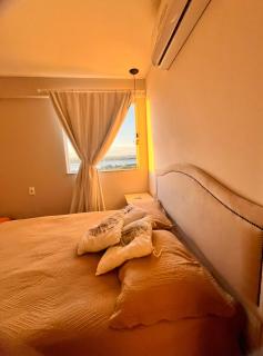 Vista para o RIO São Francisco - Ao lado da UNIVASF - 4min ORLA e Vila Bossa Nova- Conveniência no térreo-Piscina- Estacionamento e Portaria 24h, 2 QUARTOS, 5 HÓSPEDES - 5
