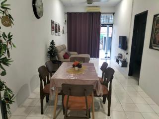Room&Rest 195 Homestay Seremban , Mutiara Galla , North South Highway , Labu - 0
