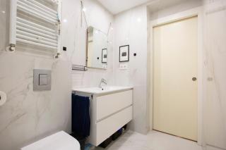 OLD TOWN ACOGEDOR APARTAMENTO CON PARKING GRATIs - 4