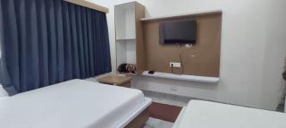 Hotel Radhe Inn - 9