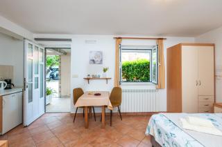 Small and friendly traditional home - 6