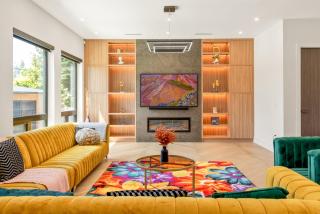 6BR Spacious Luxury Villa - Theatre, Sauna & Games - 1
