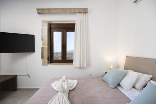 Dimokritos Villas IV, V, & VI, Family Stay with Lawn & Play, By ThinkVilla - 7