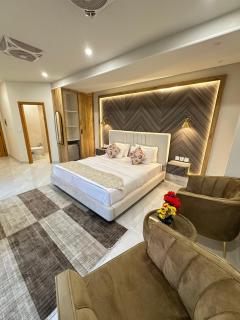 Hotel Naim Wakeel - 2