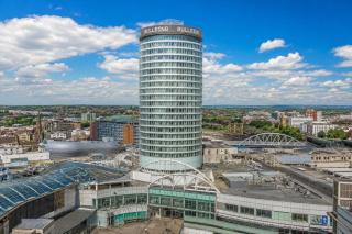 Stylish City View Apartment At Rotunda 3 - 3