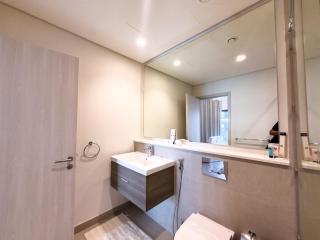 Modern Studio at Yas Golf Collection - 6