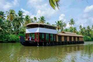 Sreekrishna Houseboat - Kumarakom - 6