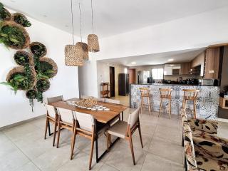 Casa a beira mar, 7 suítes, Ar, Piscina (Bessa/JP) - 8