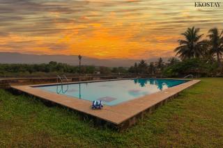 EKOSTAY - Utopian Villa with Jacuzzi - 7
