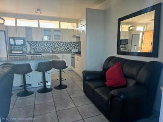 Beachfront Escape with Balcony St 202 - 4