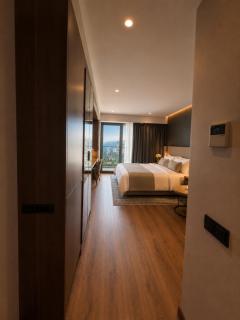 Alliance Privilege Luxurious Sea View Apartments - 6