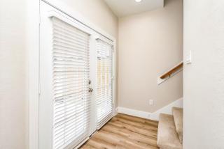 Reed Unit B Flexible Stay - Entire 4BR Home or Private Rooms with Shared Spaces - 9