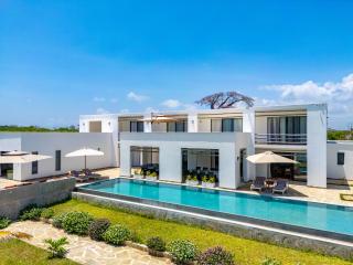 Casa Blanca Baharini Villa - 0