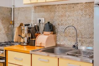 Quiet Corner Central Zagreb 1BR w/ AC - Happy Rentals - 7