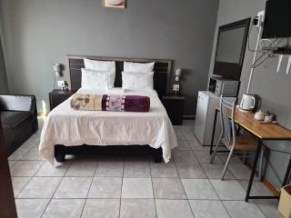 Alsat Guest Lodge Kuruman - 3