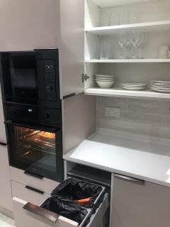 3 Bed House Sleeps 6 - Smart Tv - Free Parking - 2