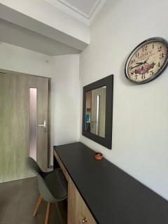 Anastasia's Modern Apartment - 3