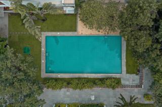 The Red Door 2 BHK Luxury Villa NR YU hotel Candolim - 7