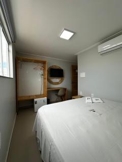 Danny's Hotel - 3