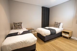 Stay at The Point- Happy Homely Horizons - Durban - 7