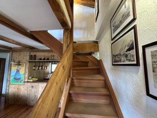 Maison Angèle - 2