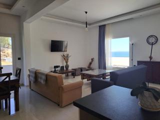 Vromolithos View House - 3