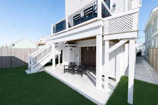 Magnolia Breeze Modern Coastal Charm - 8