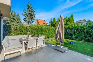 Modern Luxury Villa, 5 Bedrooms, Outdoor Grill - 3