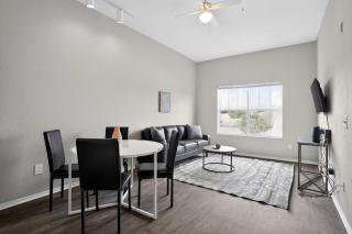 Contemporary 1BR at Mission Club - 9