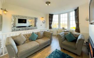 Spinnaker, Whitehall - 9