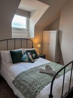 Central Horsforth Stone Cottage - 10 mins from LBA - 1
