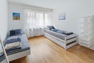 Family Apartment - 3 Bedrooms Sleeps 7 - 6