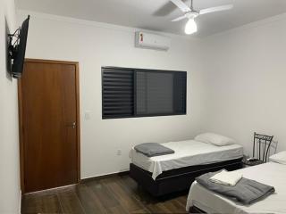 CMS PLAZA Hotel - 4