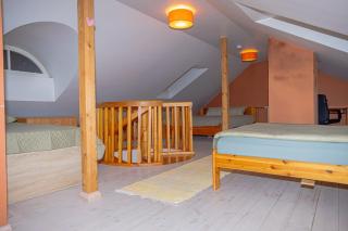 Cozy 2-Level Apartment in the Heart of Telliskivi - 4