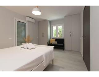 Summer Stay in Kalamata Paralia Vergas - 1