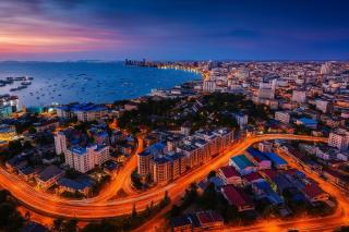 High Rise Luxury Stay Near Beach & Walking Street - 5