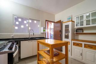 Casa com Piscina Próxima à Praia JDE792 - 6