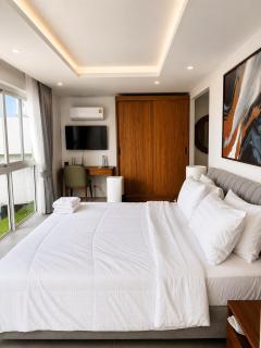 Breeze Bay Luxury Seaview Villa - 6