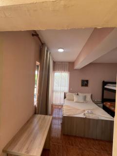 Open Door Hostel - 4