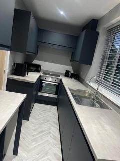 Droversdale Delux hottub and pool table - 6