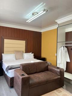 Kariebi Guest House - 8