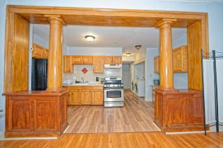 Comfy & Convenient 2-Bed Fl 1 Apt @DowntownAlbany - 4
